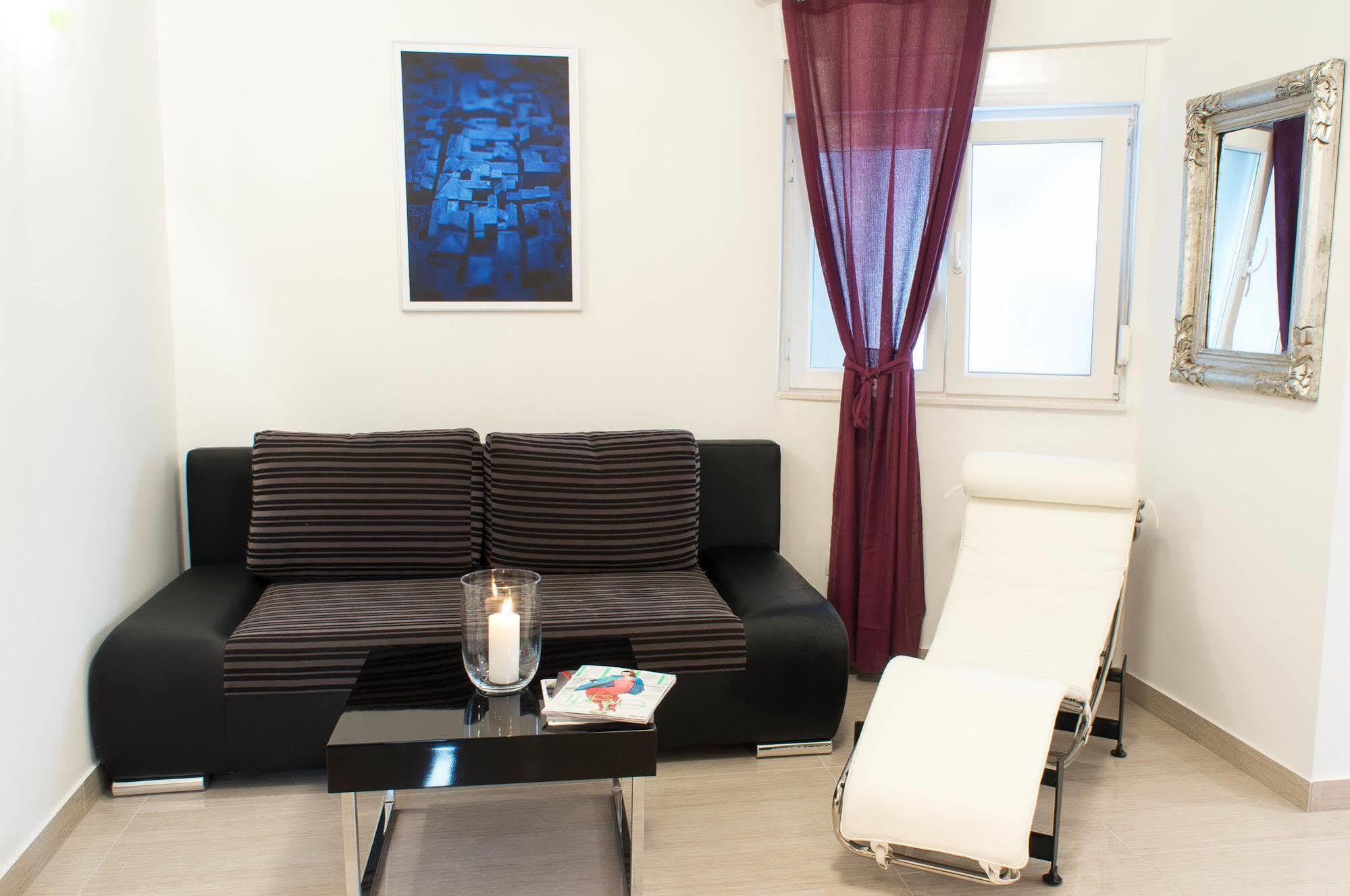 Apartma Oasis *