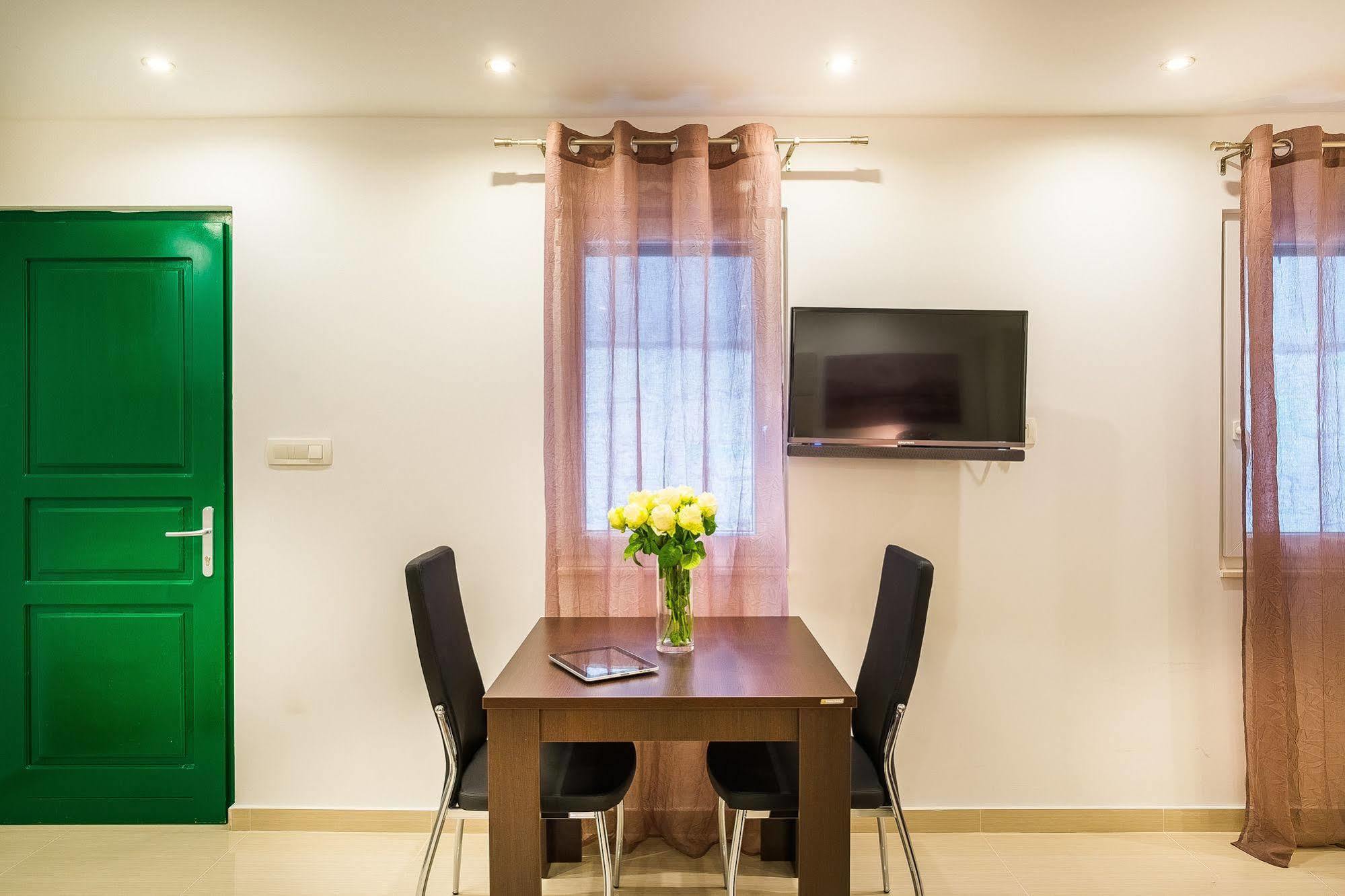 Apartma Oasis