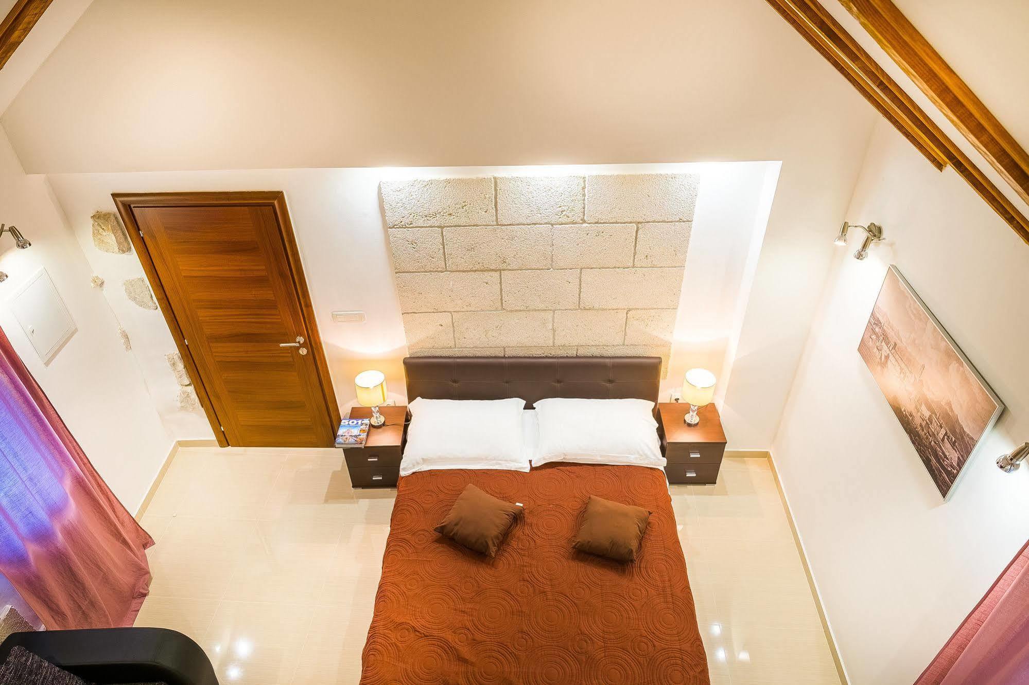 Apartma Oasis *